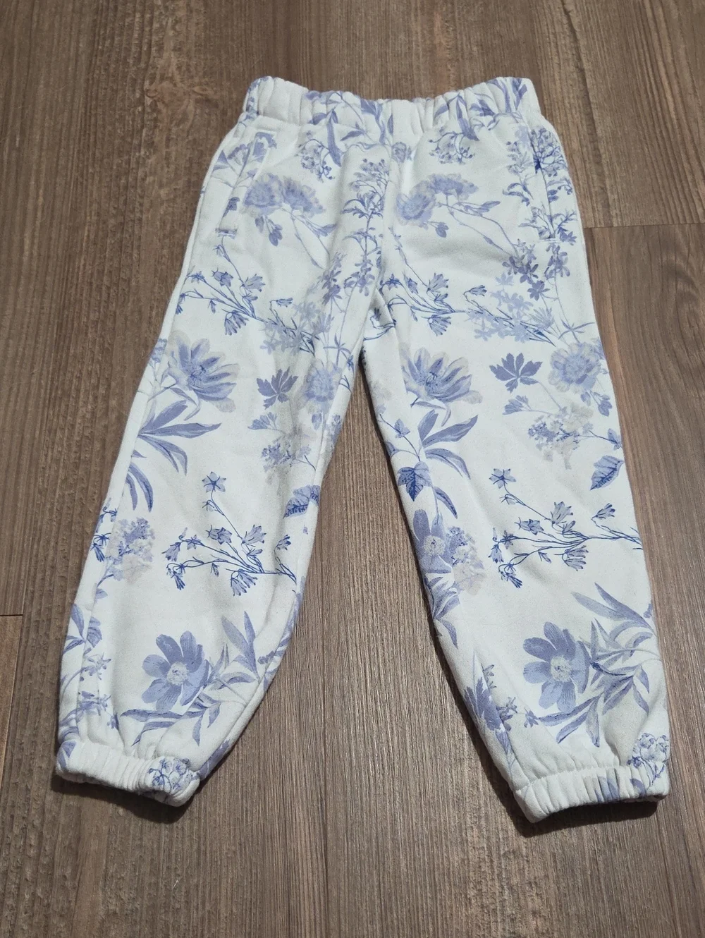 Girls Gap Floral Jogger Pants